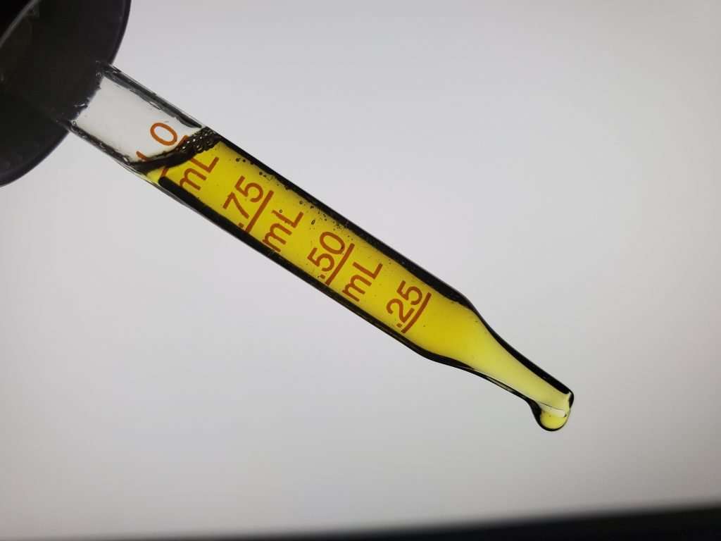 Photo of Aspen Greens CBD oil dropper